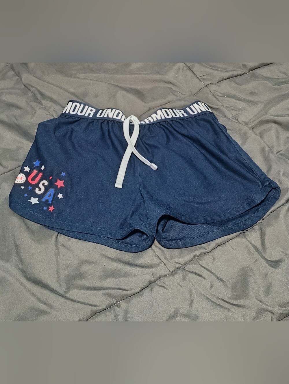 Under Armour Girls' HeatGear USA Logo Athletic Shorts